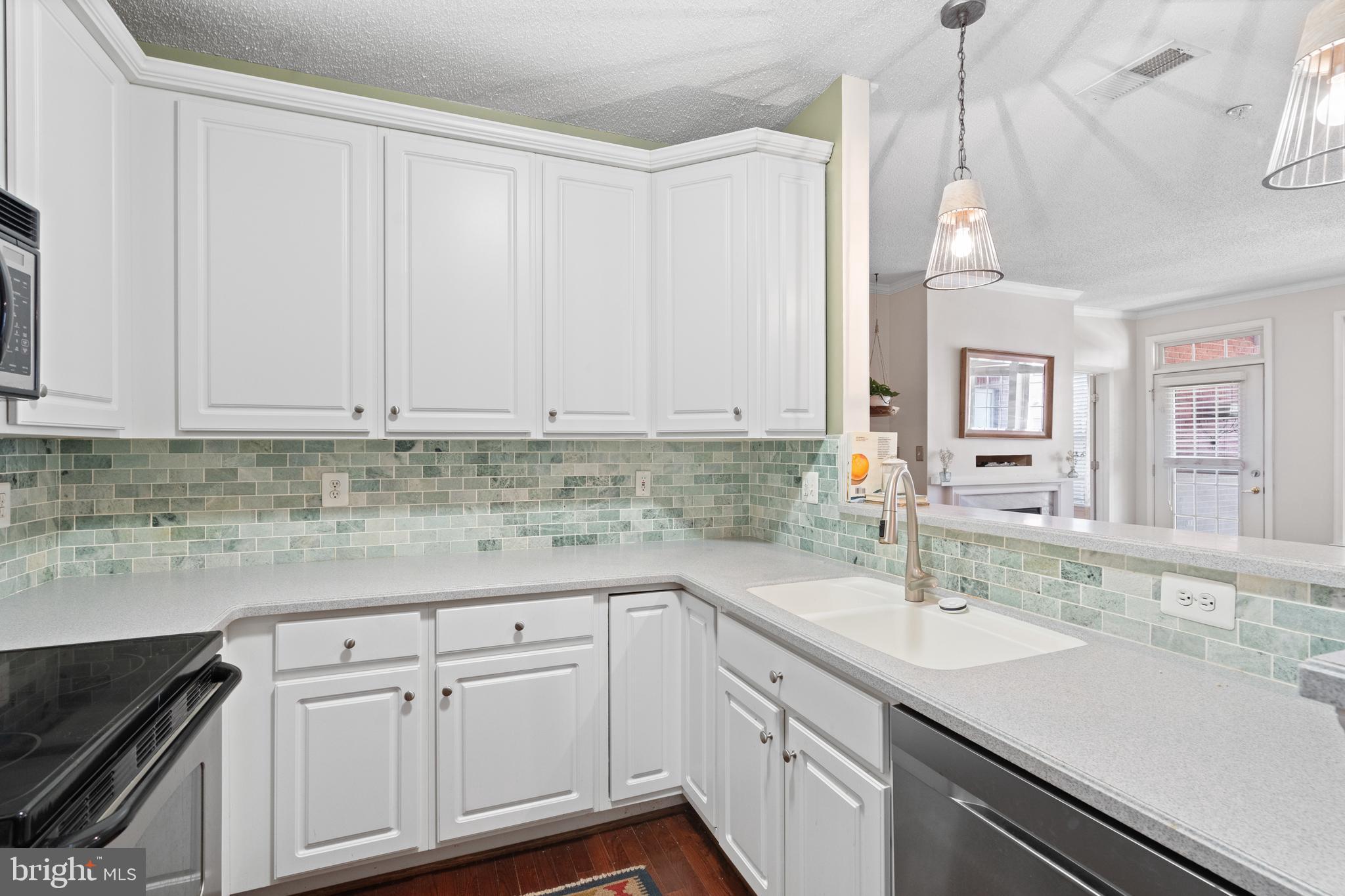 12160 Abington Hall Place, Unit 201 Reston, VA 20190 - Photo 10 of 34