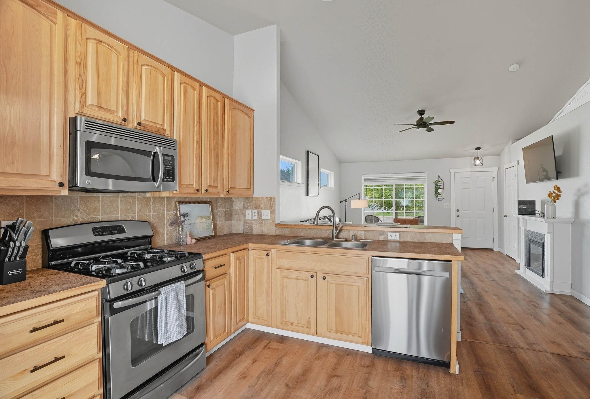 1708 West Cimarron Lane Spokane, WA 99208 - Photo 12 of 26