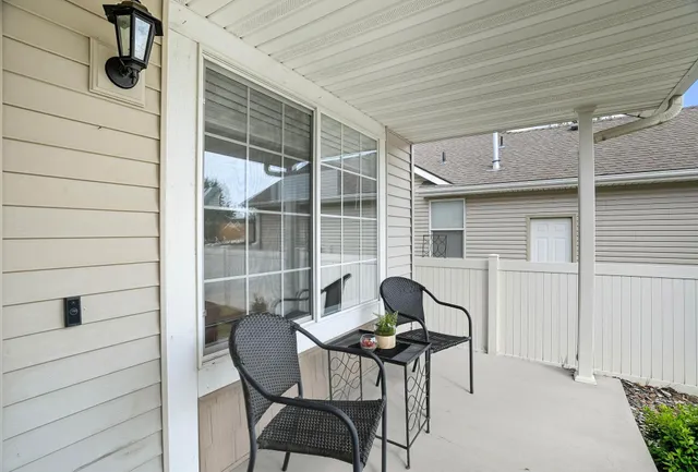 $399,000 | 1708 West Cimarron Lane, Spokane, WA 99208