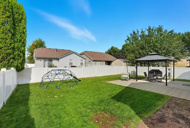$399,000 | 1708 West Cimarron Lane, Spokane, WA 99208