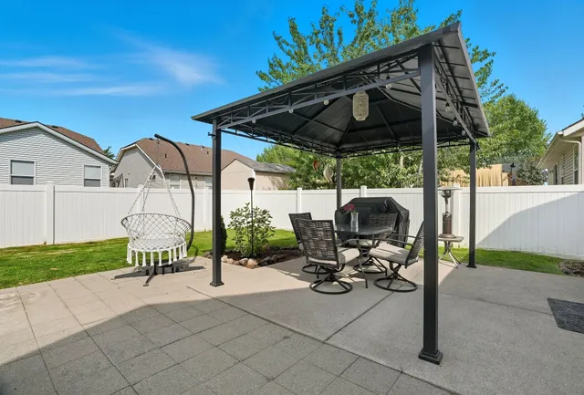 $399,000 | 1708 West Cimarron Lane, Spokane, WA 99208