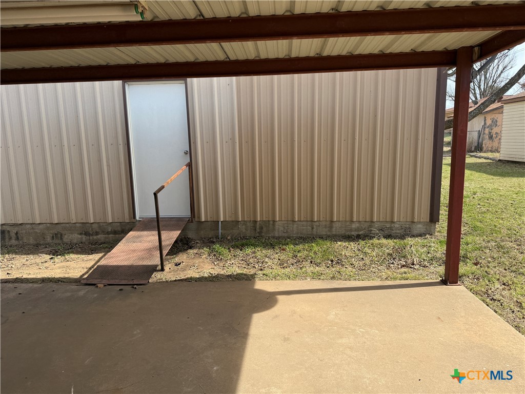801 Meadowlark Street Hamilton, TX 76531 - Photo 31 of 42