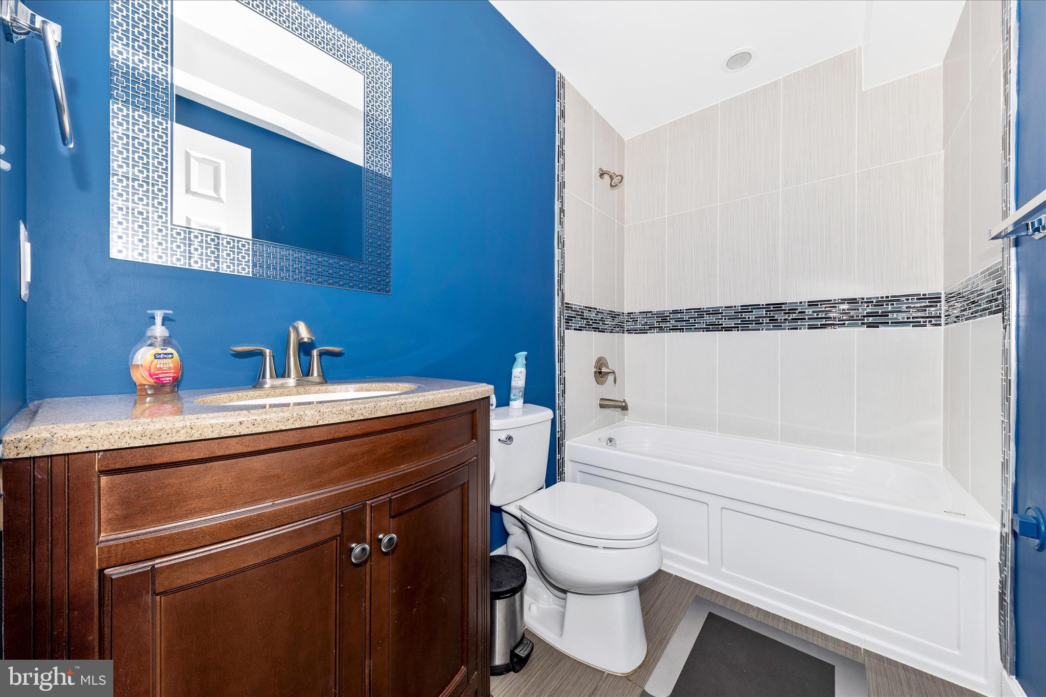 2913 Weisman Road Silver Spring, MD 20902 - Photo 12 of 39 Full Bathroom on Main Level