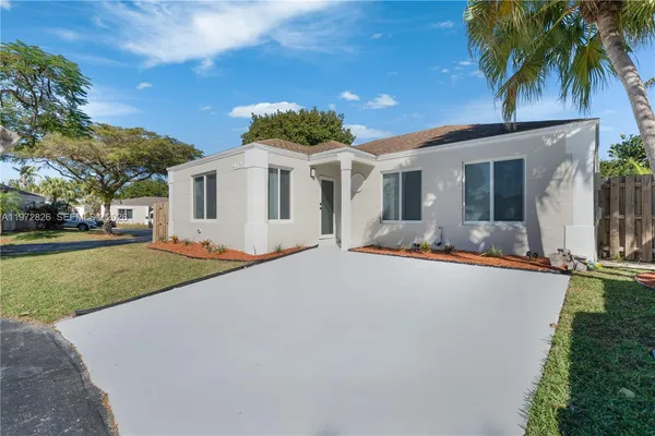 $3,400 | 9826 Southwest 222nd Terrace, Unit 9826, Cutler Bay, FL 33190