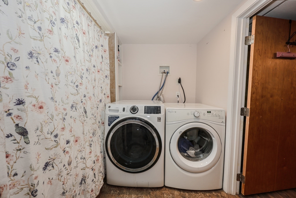 86 Meadowbrook Road Chelmsford, MA 01863 - Photo 20 of 41