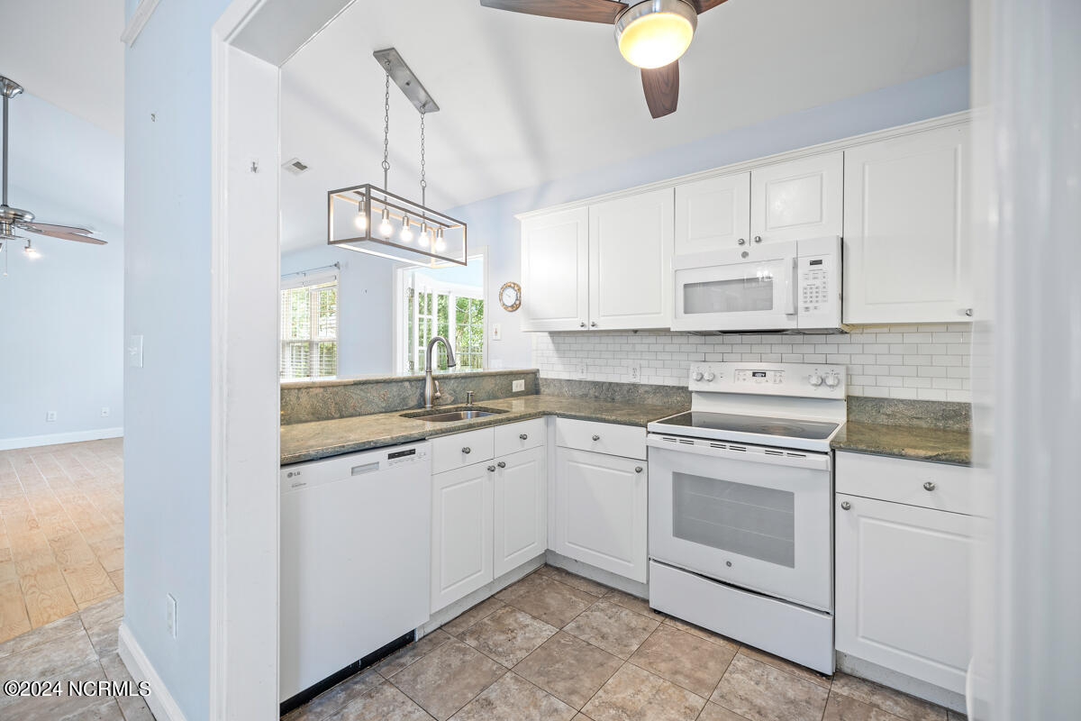 6340 Stapleton Road Wilmington, NC 28412 - Photo 10 of 33 FZ9A3702