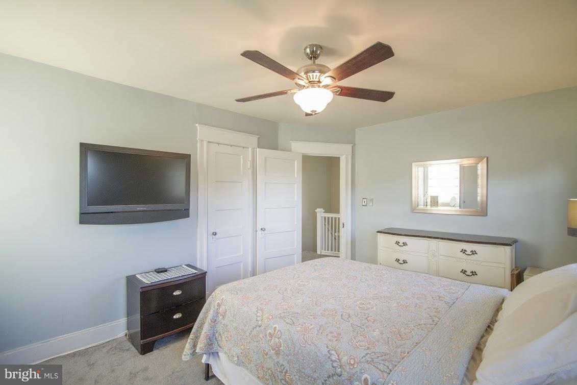 900 Overbrook Road Baltimore, MD 21239 - Photo 17 of 30 Master bedroom.