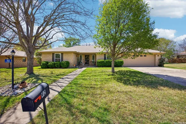 $385,500 | 92 Westwood Lane, Kerrville, TX 78028