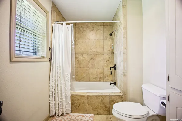 $385,500 | 92 Westwood Lane, Kerrville, TX 78028