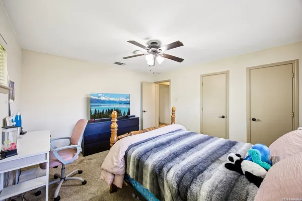 $385,500 | 92 Westwood Lane, Kerrville, TX 78028