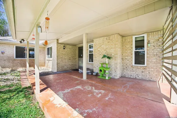 $385,500 | 92 Westwood Lane, Kerrville, TX 78028