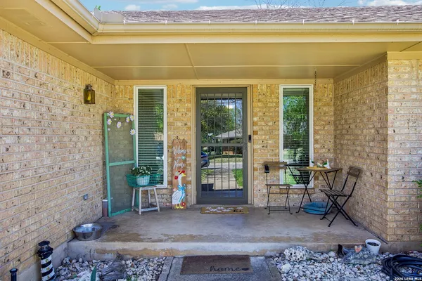 $385,500 | 92 Westwood Lane, Kerrville, TX 78028