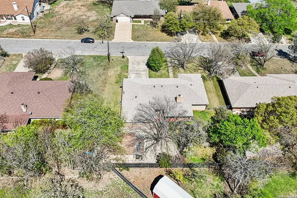 $385,500 | 92 Westwood Lane, Kerrville, TX 78028