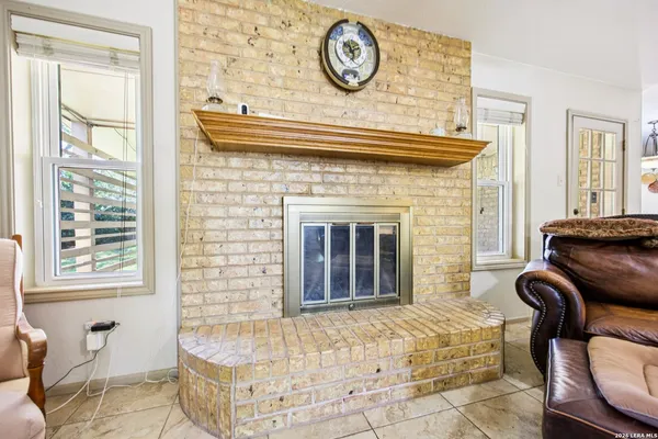 $385,500 | 92 Westwood Lane, Kerrville, TX 78028