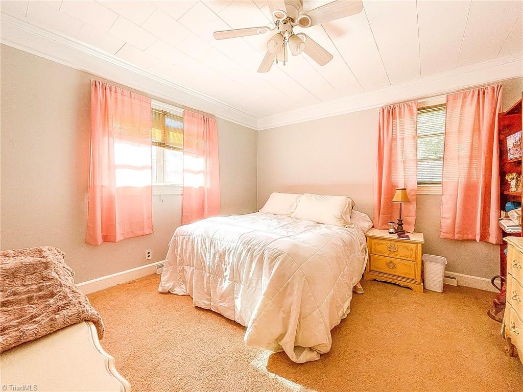 652 North Old 52 Road King, NC 27021 - Photo 5 of 27
