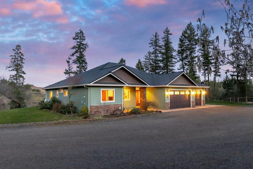 18902 Antioch Road White City, OR 97503 - Photo 1 of 36 Additional Photo