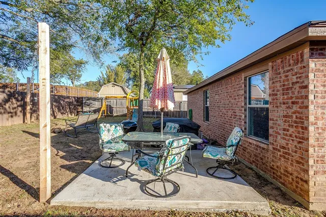 $267,000 | 407 Grayson Court, Joshua, TX 76058