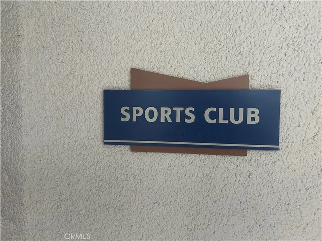 $3,950 | 300 East 4th Street, Unit 101, Long Beach, CA 90802