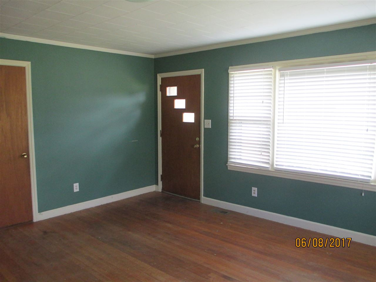 1200 White Memorial Church Road Willow Spring, NC 27592 - Photo 11 of 25 Living Room