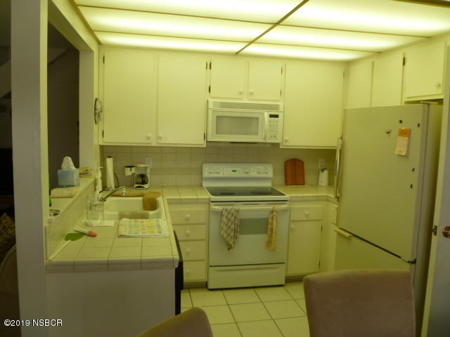 287 Burton Mesa Boulevard, Unit B Lompoc, CA 93436 - Photo 4 of 27 P1070542