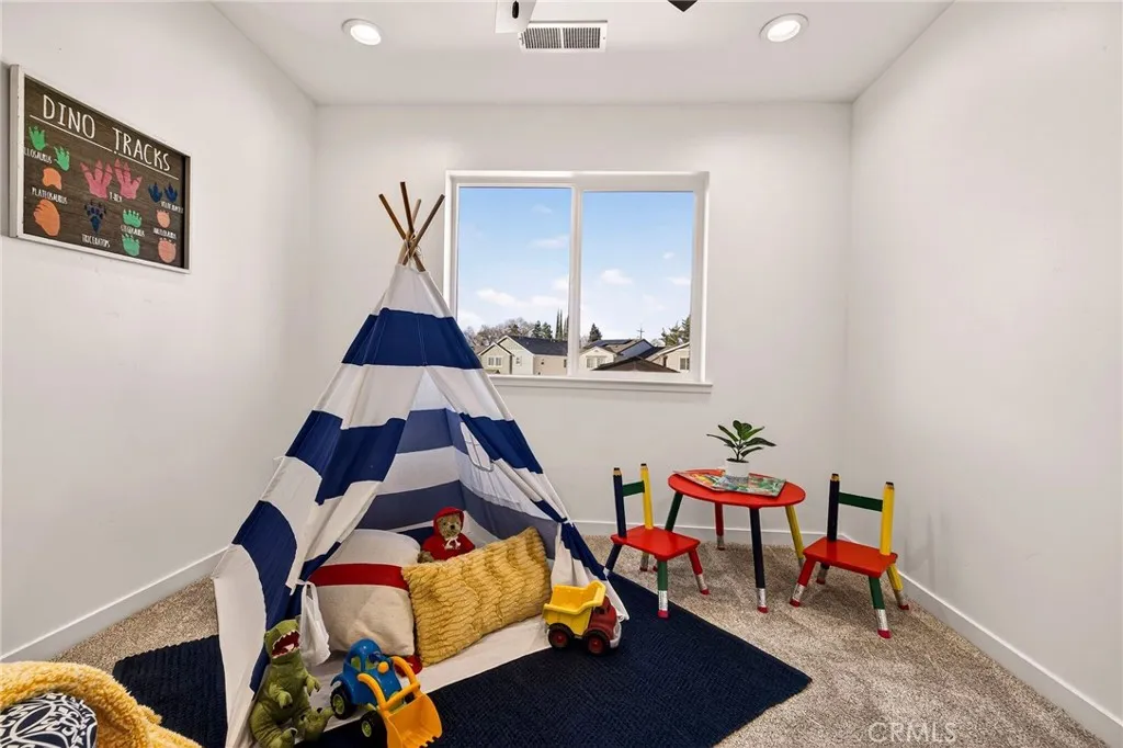 974 Bertino Place Chico, CA 95973 - Photo 32 of 57