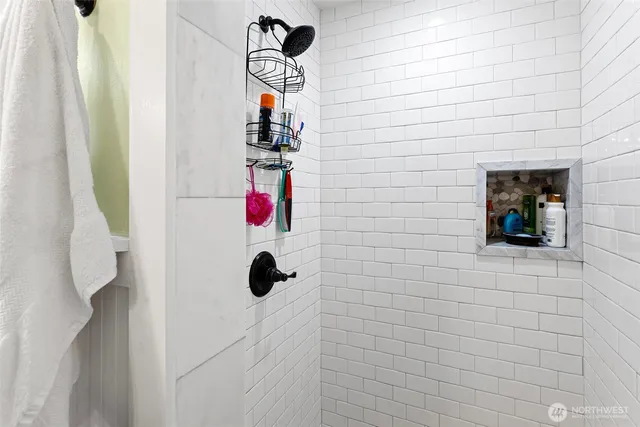 $910,000 | 1909 94th Street Northwest, Marysville, WA 98271