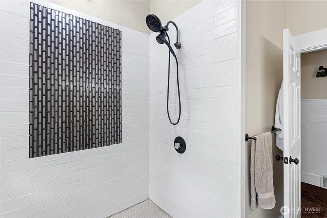 $910,000 | 1909 94th Street Northwest, Marysville, WA 98271