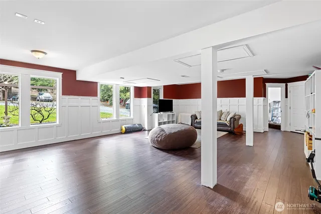 $910,000 | 1909 94th Street Northwest, Marysville, WA 98271