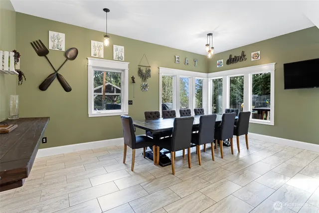 $910,000 | 1909 94th Street Northwest, Marysville, WA 98271