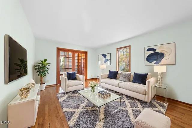 $1,100,000 | 1412 Arboretum Drive, Chapel Hill, NC 27517