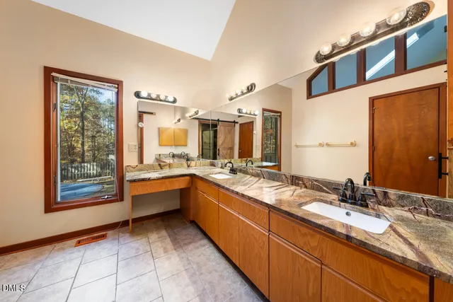 $1,100,000 | 1412 Arboretum Drive, Chapel Hill, NC 27517