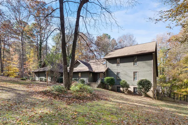 $1,100,000 | 1412 Arboretum Drive, Chapel Hill, NC 27517