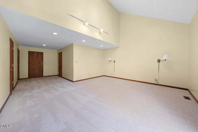 $1,100,000 | 1412 Arboretum Drive, Chapel Hill, NC 27517