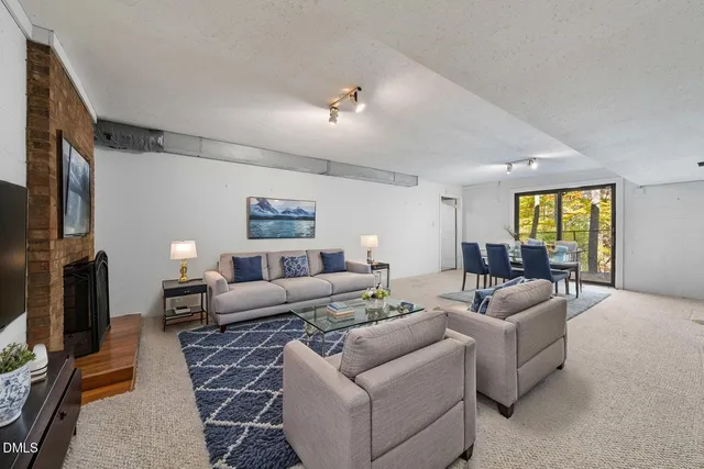 $1,100,000 | 1412 Arboretum Drive, Chapel Hill, NC 27517