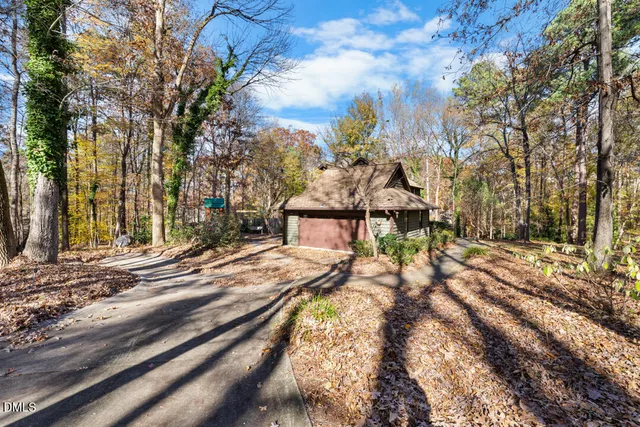 $1,100,000 | 1412 Arboretum Drive, Chapel Hill, NC 27517