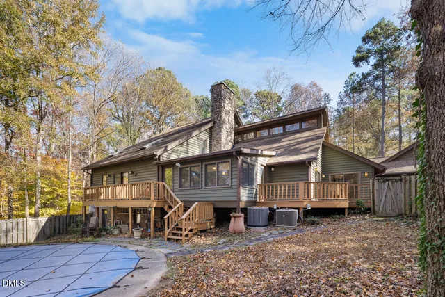 $1,100,000 | 1412 Arboretum Drive, Chapel Hill, NC 27517
