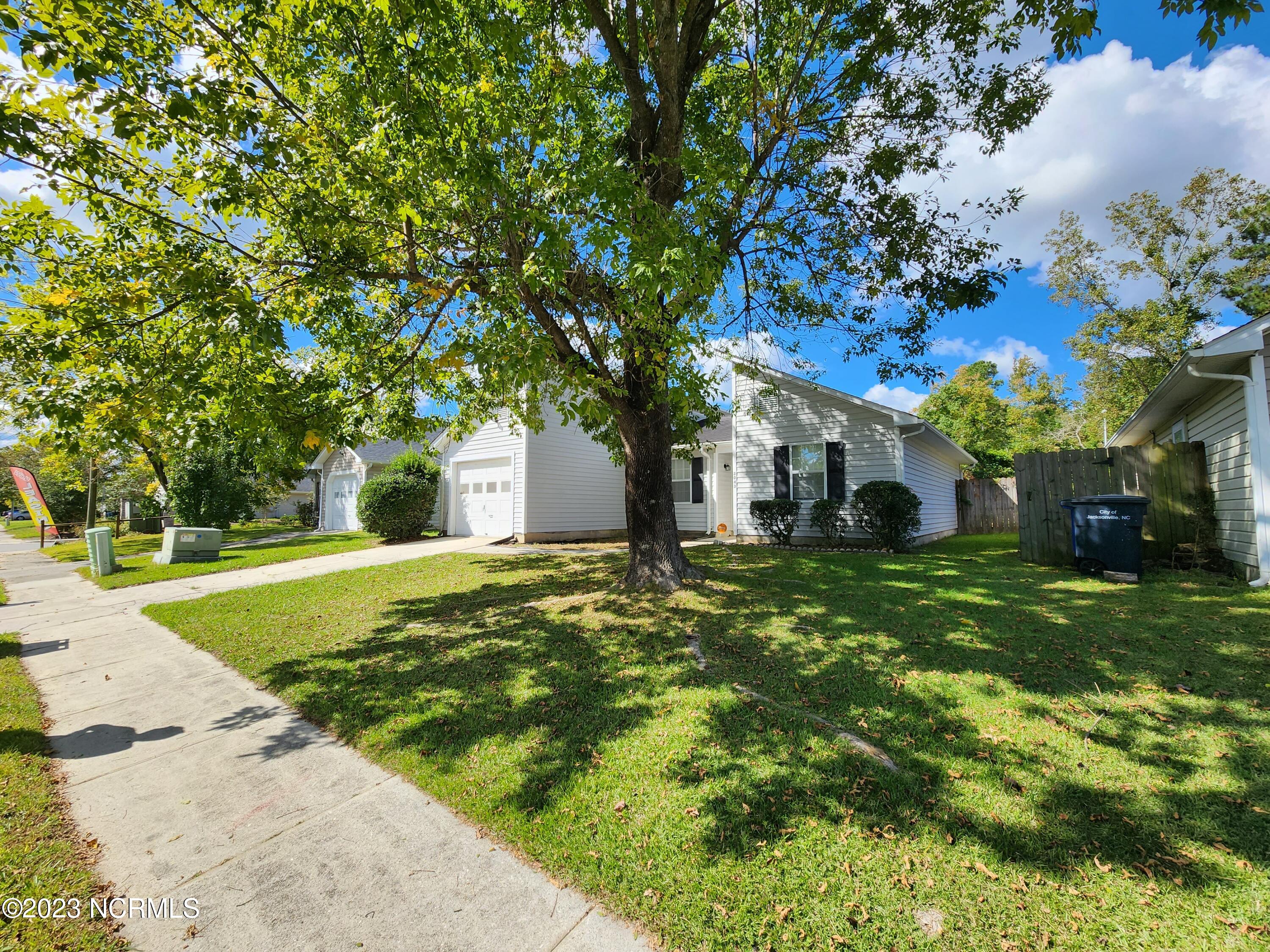 3043 Foxhorn Road Jacksonville, NC 28546 - Photo 2 of 21 20231017_130743