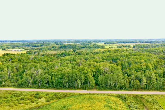 $180,000 | 33622 Aspen Road, Hinckley, MN 55037