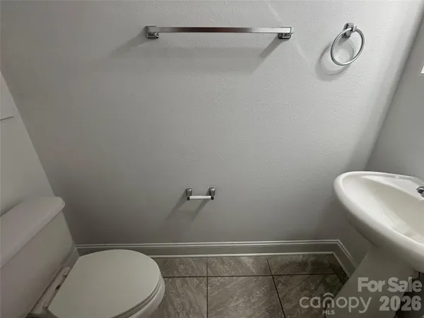 $425,000 | 1701 Wilburn Park Lane Northwest, Charlotte, NC 28269