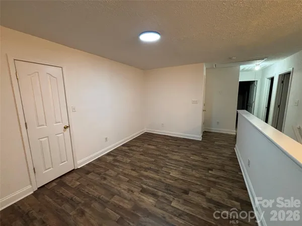 $425,000 | 1701 Wilburn Park Lane Northwest, Charlotte, NC 28269