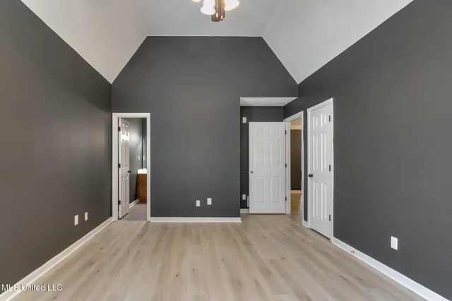 $284,500 | 10495 Spring River Cove, Lake Cormorant, MS 38641