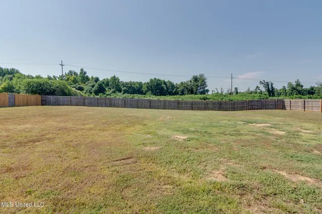 $284,500 | 10495 Spring River Cove, Lake Cormorant, MS 38641