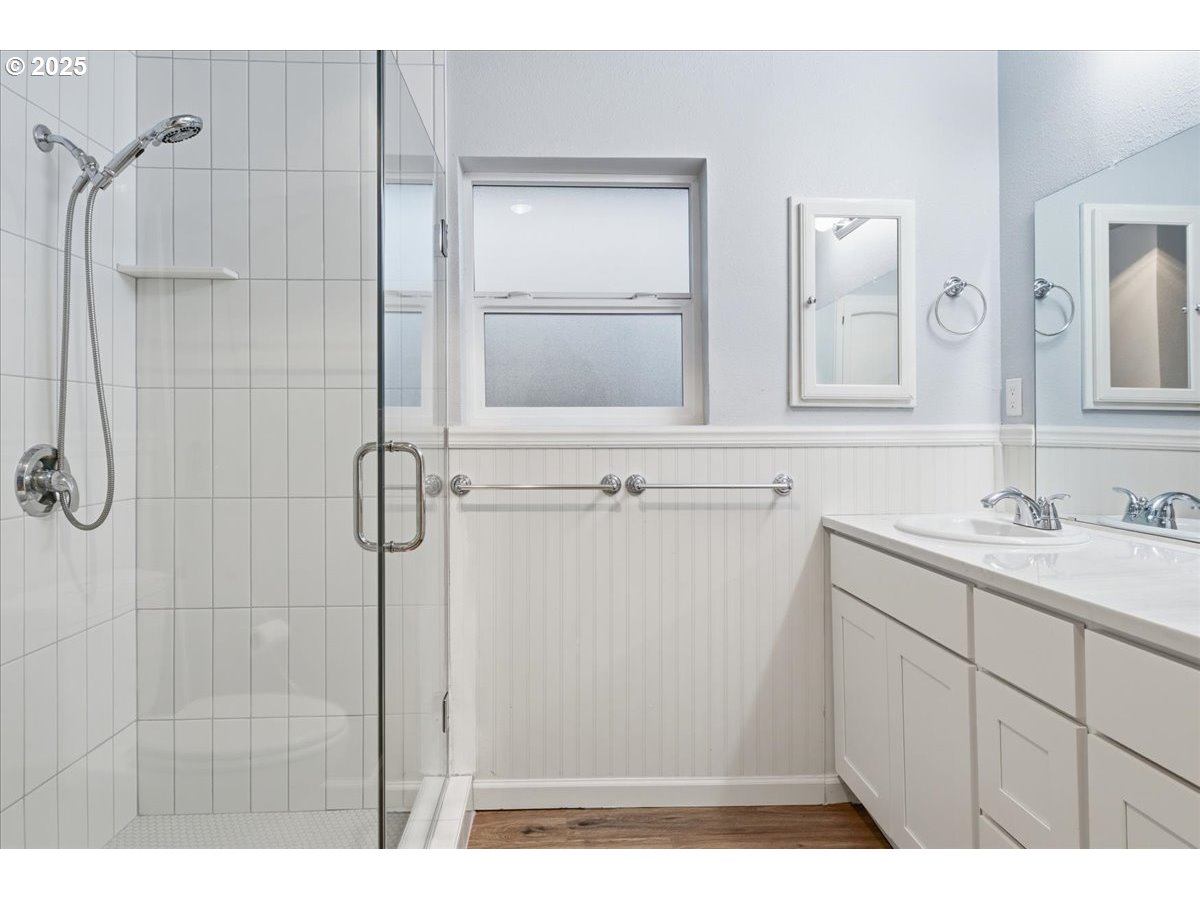 6704 Southeast Nehalem Street Portland, OR 97206 - Photo 20 of 24