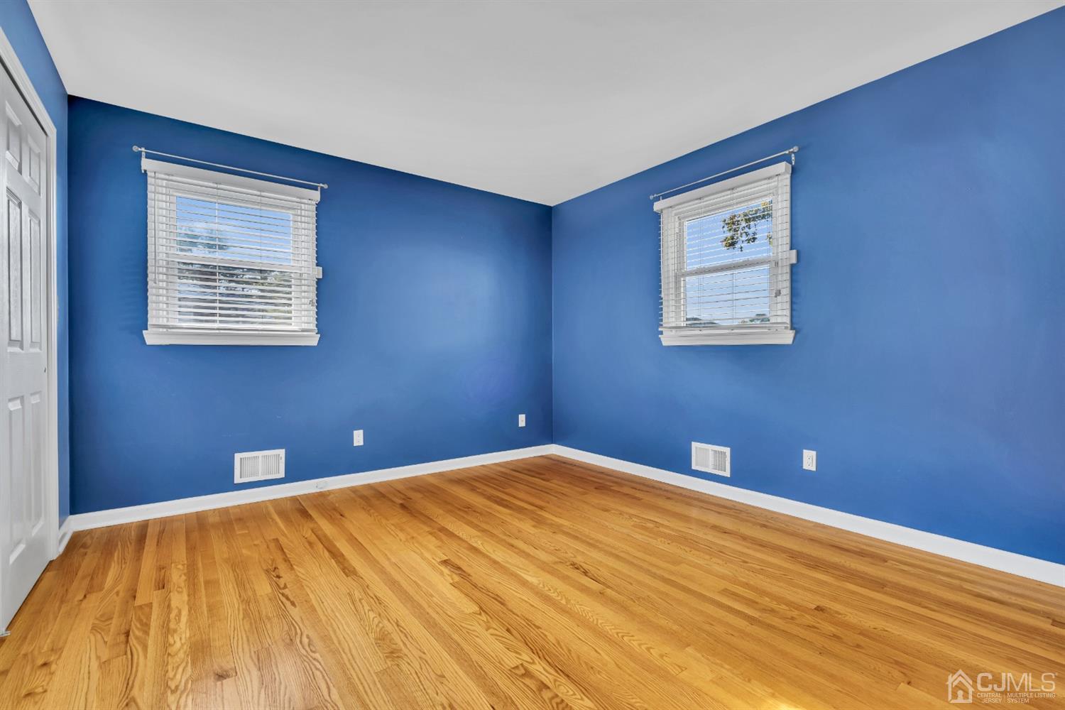 39 Latham Circle Sayreville, NJ 08859 - Photo 21 of 31