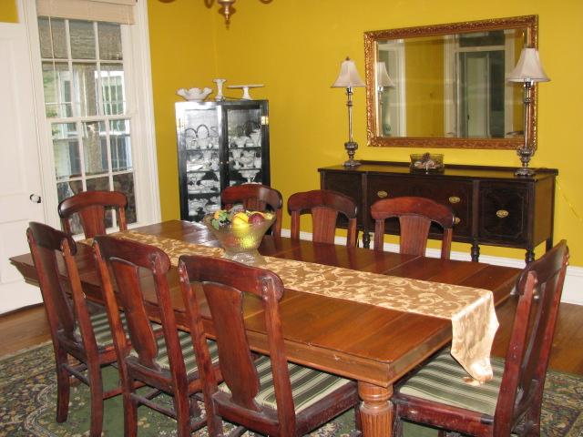 38 Crystal Ridge Road Mulberry, TN 37359 - Photo 6 of 20 a view of a dining room with furniture and chandelier