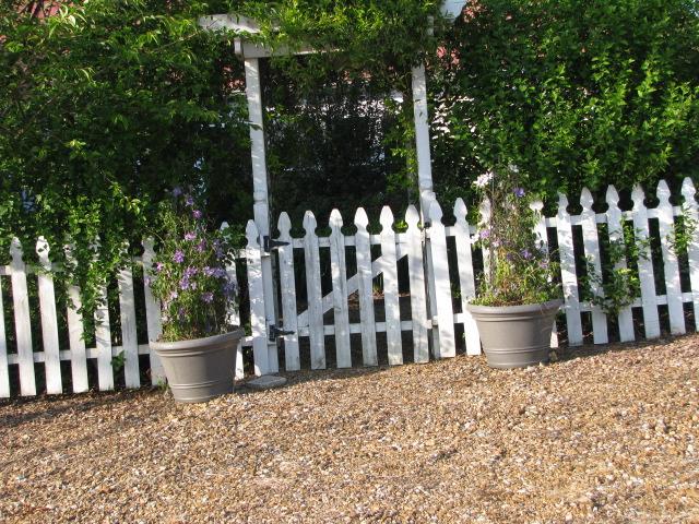 38 Crystal Ridge Road Mulberry, TN 37359 - Photo 8 of 20 a wooden fence with trees in the background
