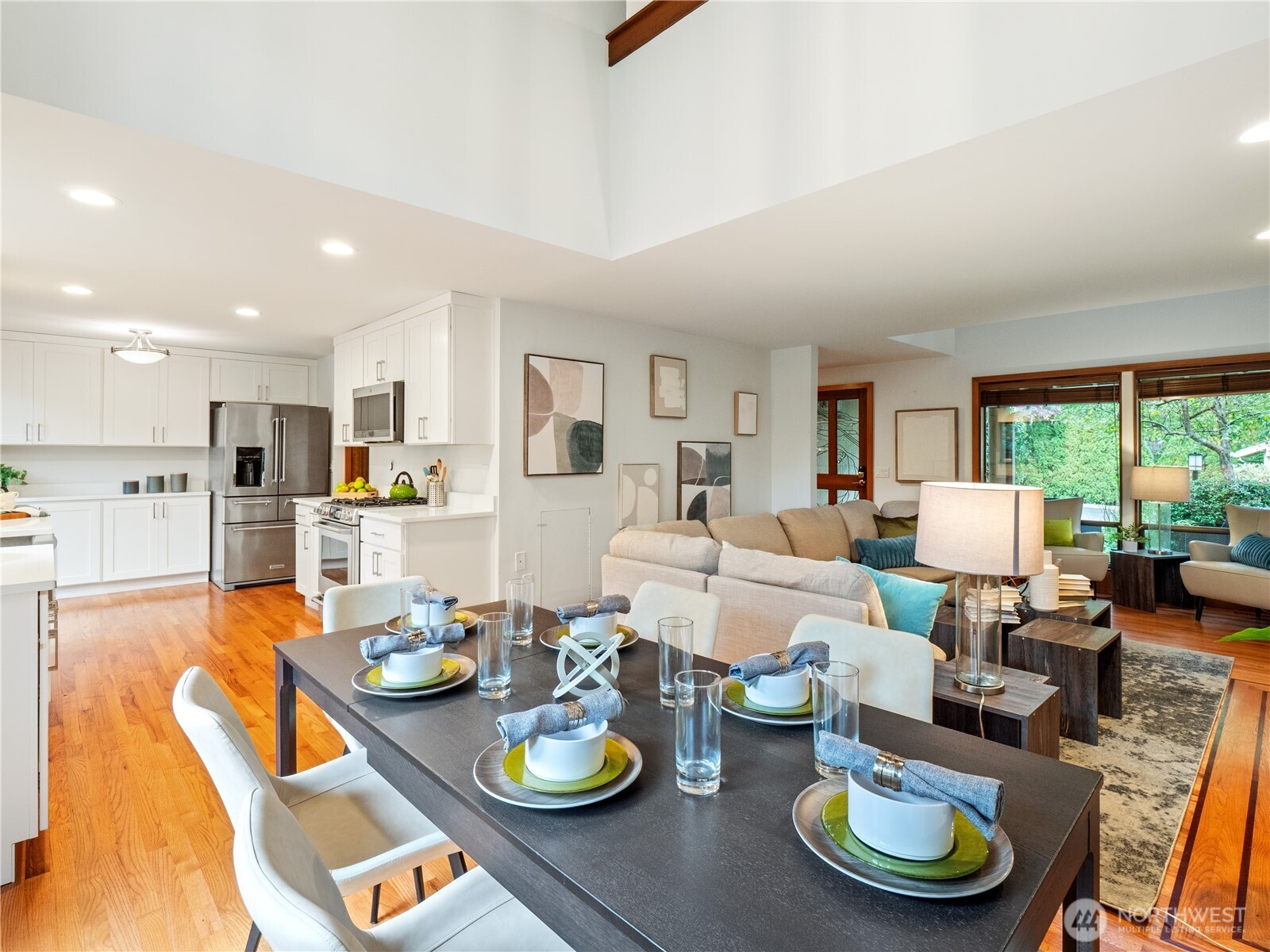 17519 Northeast 38th Court, Unit 9B Redmond, WA 98052 - Photo 13 of 37