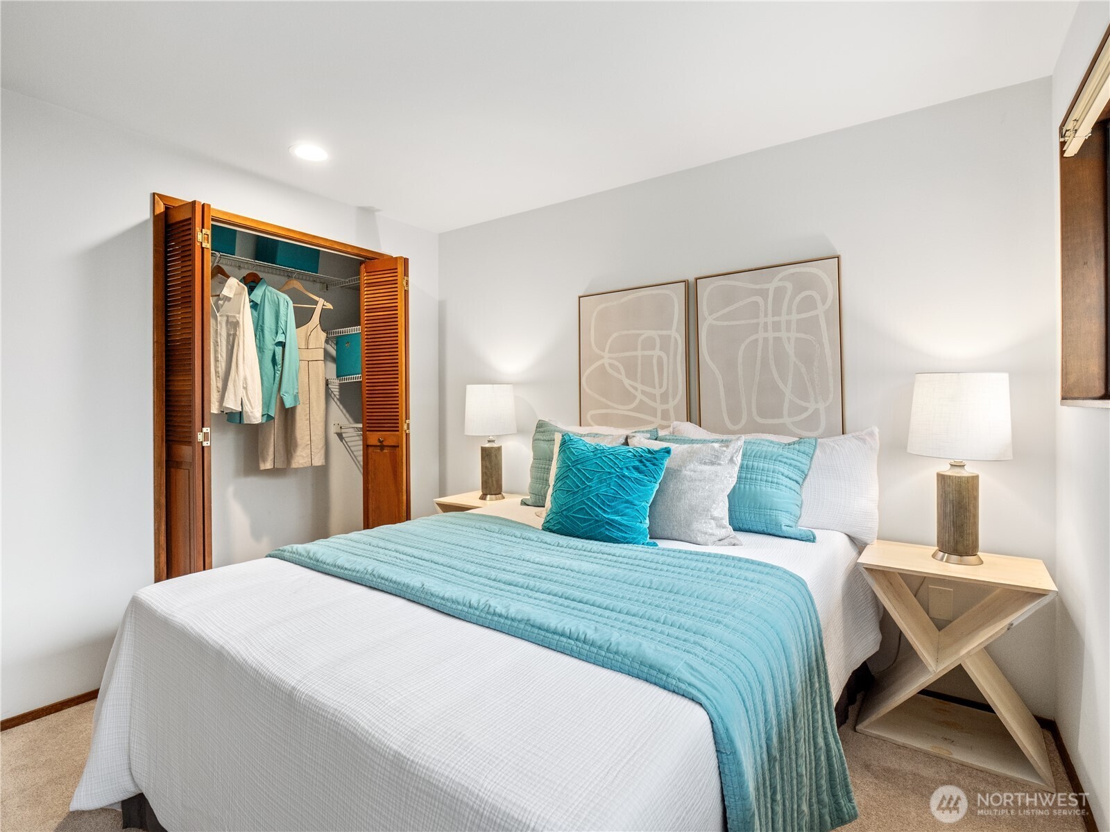 17519 Northeast 38th Court, Unit 9B Redmond, WA 98052 - Photo 21 of 37