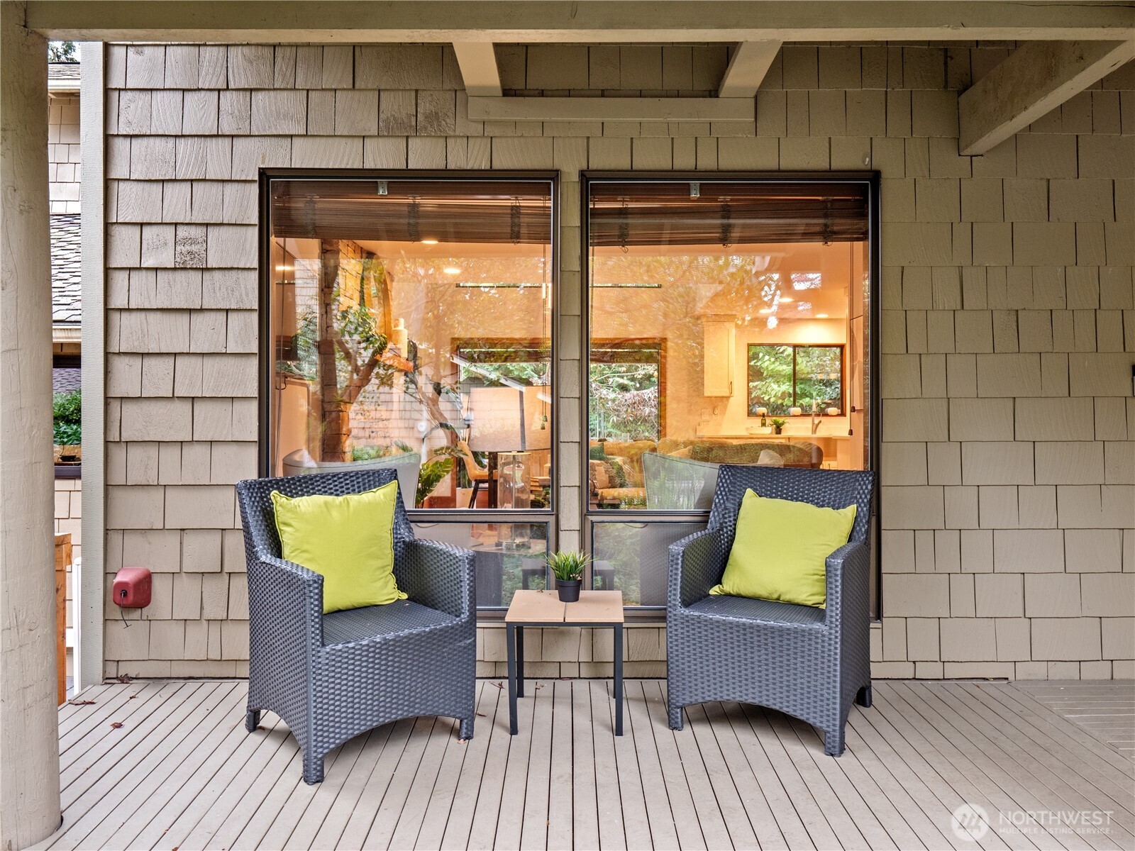 17519 Northeast 38th Court, Unit 9B Redmond, WA 98052 - Photo 5 of 37