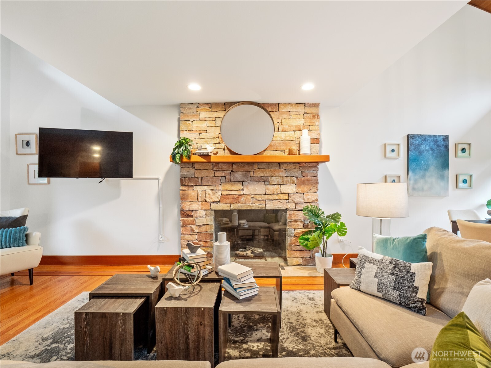 17519 Northeast 38th Court, Unit 9B Redmond, WA 98052 - Photo 10 of 37